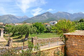 Villa Eleni - Private Pool Retreat Near Kardamili