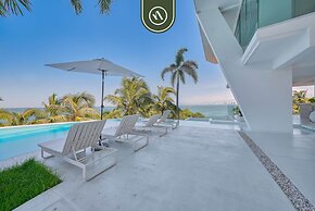 1BR Condo Near to Beach