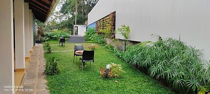 Holidays Garden Resort