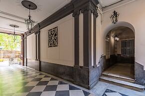 Duomo 5 - Maria s Bright Flat at the Cathed w Balc