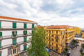 Duomo 5 - Maria s Bright Flat at the Cathed w Balc
