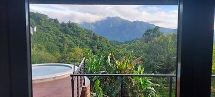Ella Nine Peaks (Araliya Villa & The Club House)