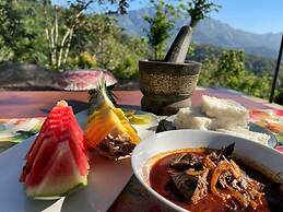 Ella Nine Peaks (Araliya Villa & The Club House)
