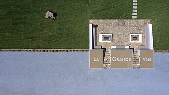 La Grande Vue Private Villas