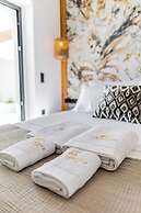 La Grande Vue Private Villas