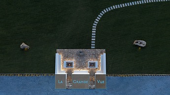 La Grande Vue Private Villas