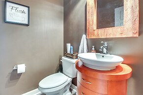 Private Pool & Game Room: Home Near Savannah