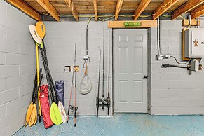 Remote Home w/ Deck & Grill in Scenic Tuckasegee!