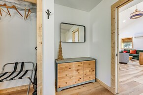 Remote Home w/ Deck & Grill in Scenic Tuckasegee!