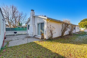 11 Mi to Burney Falls: Charming Home w/ Fireplace