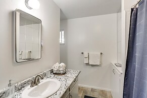 11 Mi to Burney Falls: Charming Home w/ Fireplace