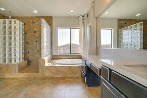 Close to Golf & Hiking: Home in Litchfield Park