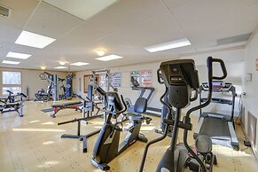 Blue Ridge Mountains Cabin w/ Community Perks!