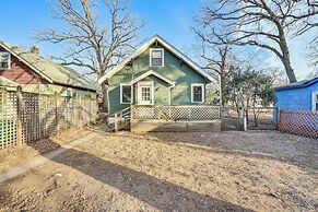 Walk to Beach + Lake Nokomis: Minneapolis Home!