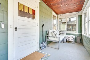 Walk to Beach + Lake Nokomis: Minneapolis Home!