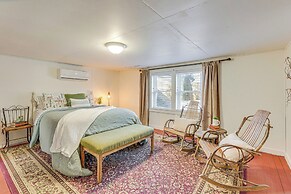 Near Murphy River Walk: Historic Downtown Home!