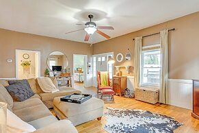 Near Murphy River Walk: Historic Downtown Home!