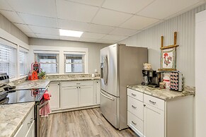 Near Murphy River Walk: Historic Downtown Home!