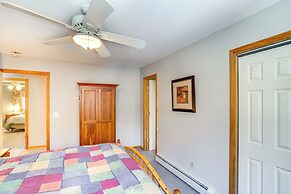 < 1 Mi to Hunter Mtn: Spacious Home w/ Hot Tub!