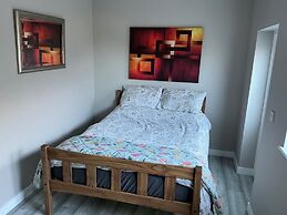 Cozy Coastal Retreat in Colwyn bay Sleeps 8