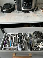 Cozy Coastal Retreat in Colwyn bay Sleeps 8