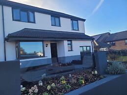 Cozy Coastal Retreat in Colwyn bay Sleeps 8