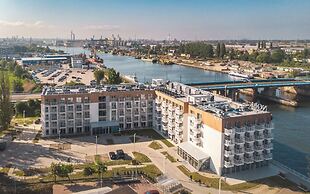 Noli Gdansk Riverside