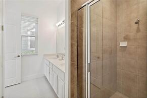 Gorgeous 4Bd Close to Disney With Spa at Reunion Resort 1552