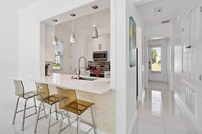 Gorgeous 4Bd Close to Disney With Spa at Reunion Resort 1552