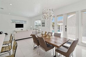 Gorgeous 4Bd Close to Disney With Spa at Reunion Resort 1552