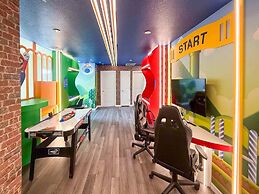 Upstay Theme Rooms and Arcade Games Plus Private Pool