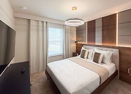 Upstay Theme Rooms and Arcade Games Plus Private Pool