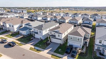 Luxury 7Bd Close to Disney With Pool and Spa at Windsor Cay 16218