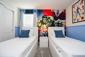 Luxury 7Bd Close to Disney With Pool and Spa at Windsor Cay 16218