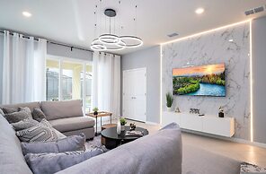 Luxury 7Bd Close to Disney With Pool and Spa at Windsor Cay 16218