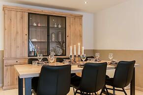 Cozy Apartment With Balcony With Parking