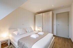 Cozy Apartment With Balcony With Parking