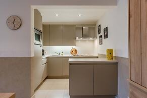 Cozy Apartment With Balcony With Parking