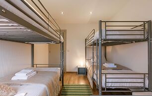 Cozy Apartment With Balcony With Parking