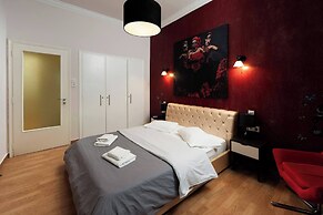 Acropolis Lux Retreat Apartment