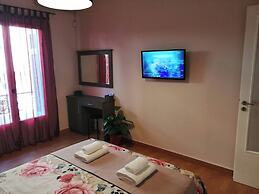 Acropolis Lux Retreat Apartment