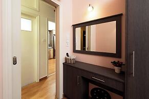 Acropolis Lux Retreat Apartment