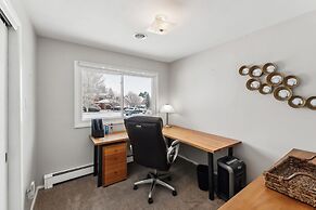 Comfortable & Spacious 3br Home In Cheyenne 3 Bedroom Home