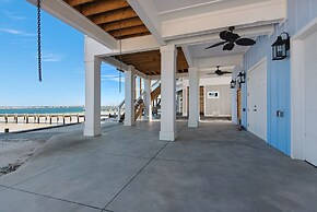 Amazing Grace On The Sound 5 Bedroom Home