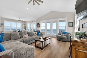 Amazing Grace On The Sound 5 Bedroom Home