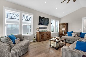 Amazing Grace On The Sound 5 Bedroom Home