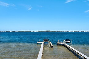 Amazing Grace On The Sound 5 Bedroom Home