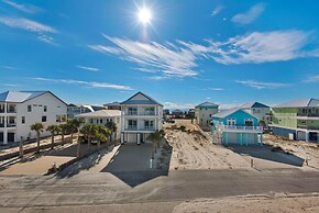 Amazing Grace On The Sound 5 Bedroom Home