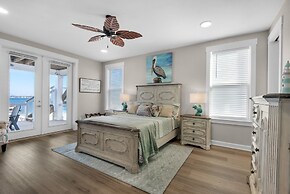 Amazing Grace On The Sound 5 Bedroom Home