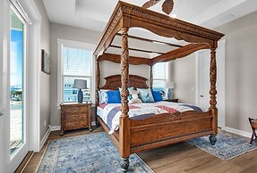 Amazing Grace On The Sound 5 Bedroom Home